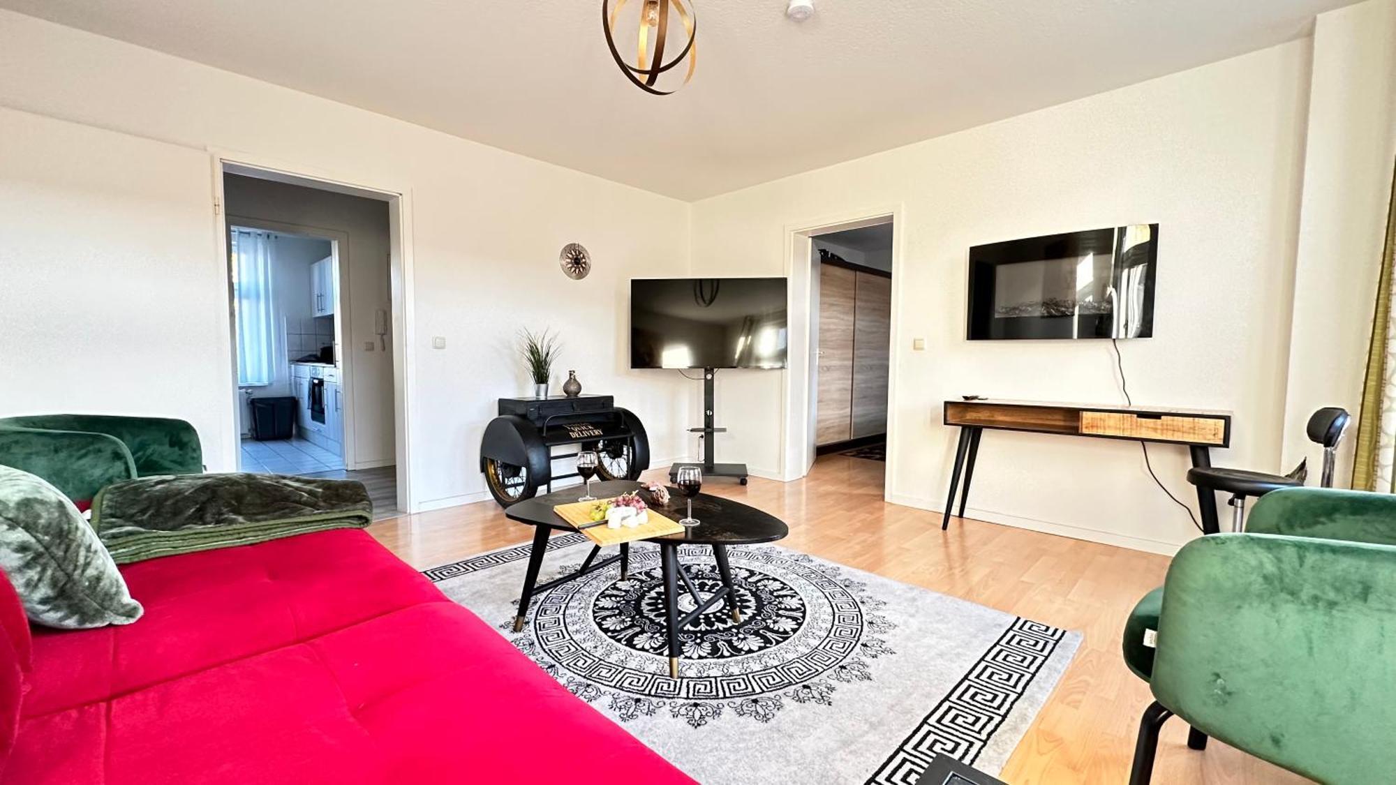 Homestayplus Schwerin Шверин Экстерьер фото