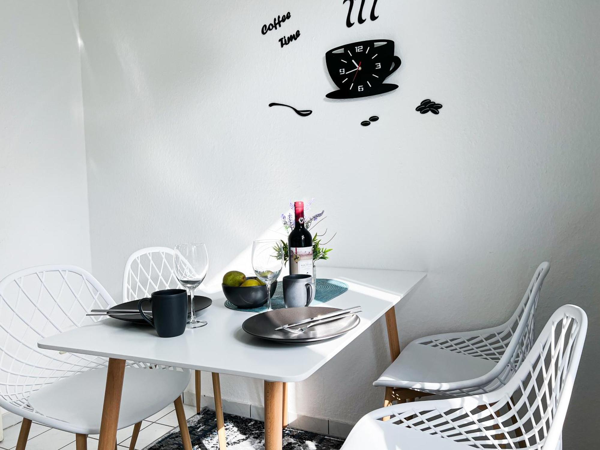 Homestayplus Schwerin Шверин Экстерьер фото