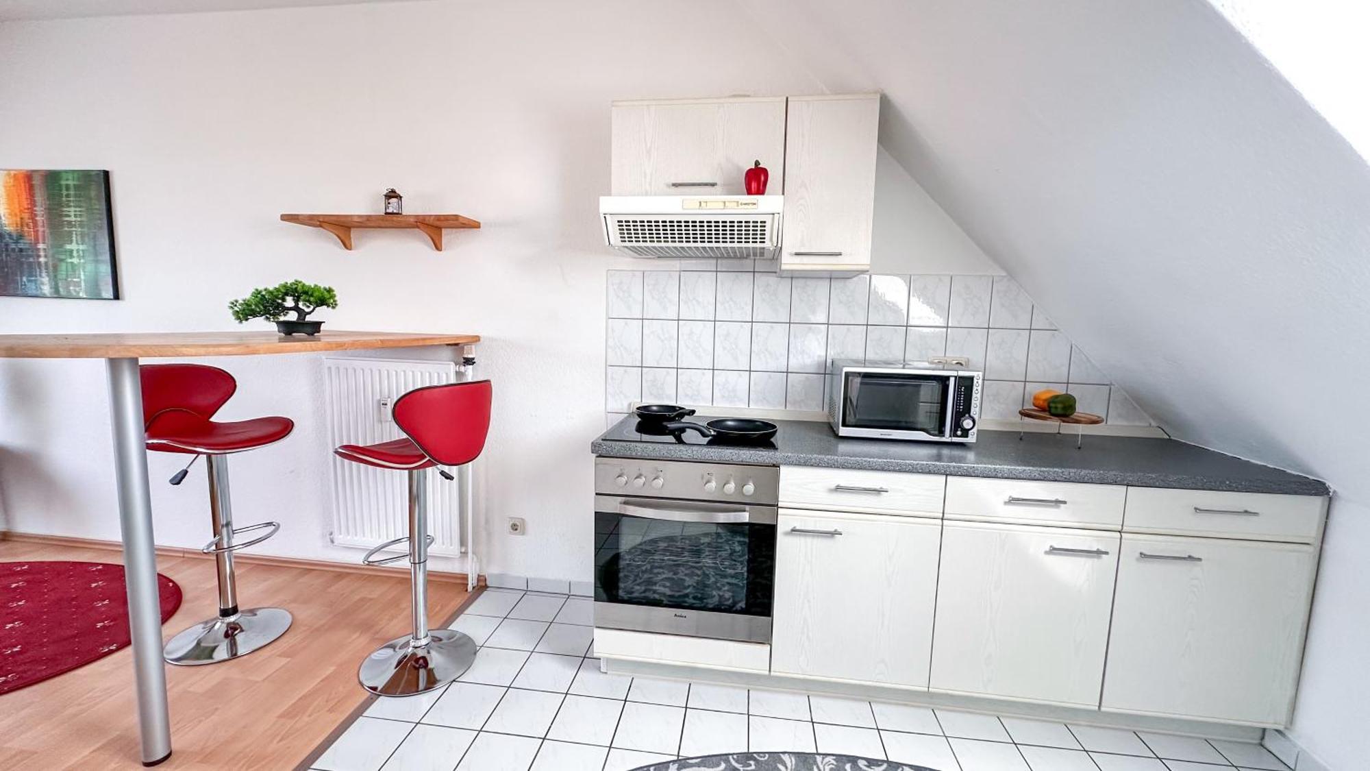 Homestayplus Schwerin Шверин Экстерьер фото